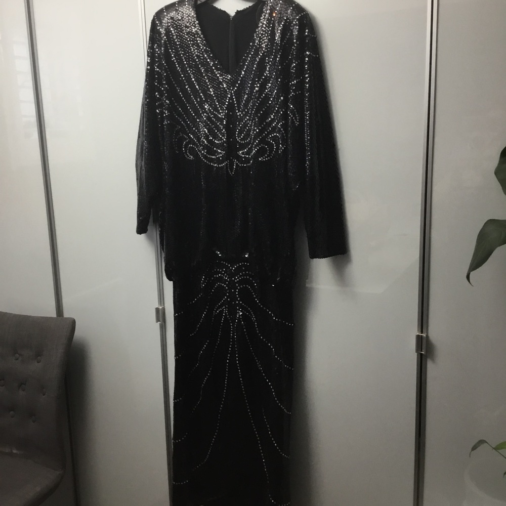 Rose Taft for Couture Fashions Women's Black Sequins Evening Dress